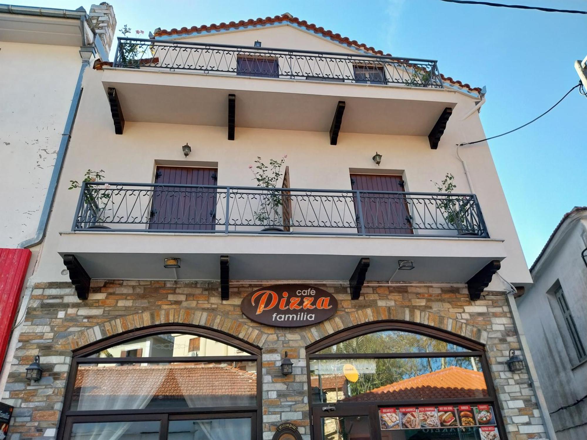 Marousos Central Guesthouse 포르테리아 외부 사진