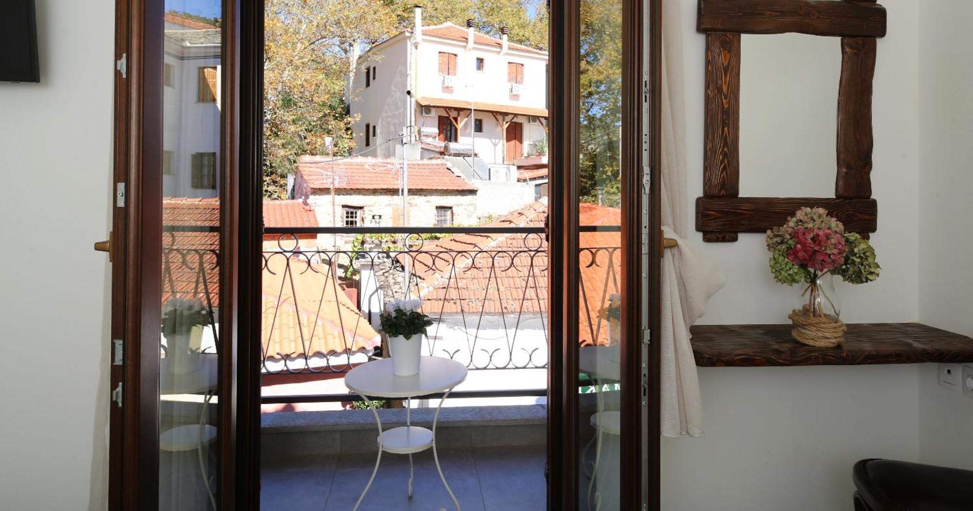 Marousos Central Guesthouse 포르테리아 외부 사진