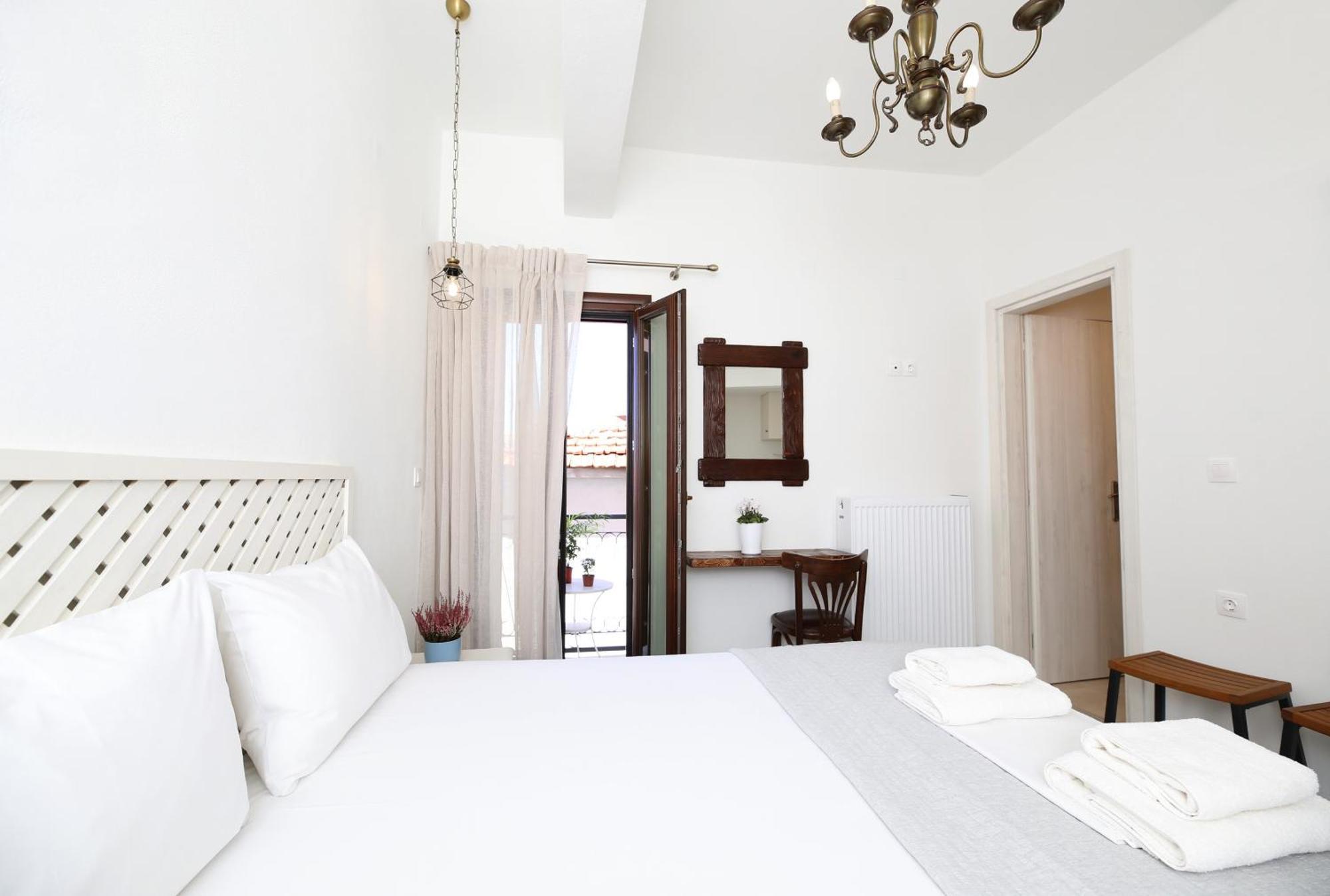 Marousos Central Guesthouse 포르테리아 외부 사진