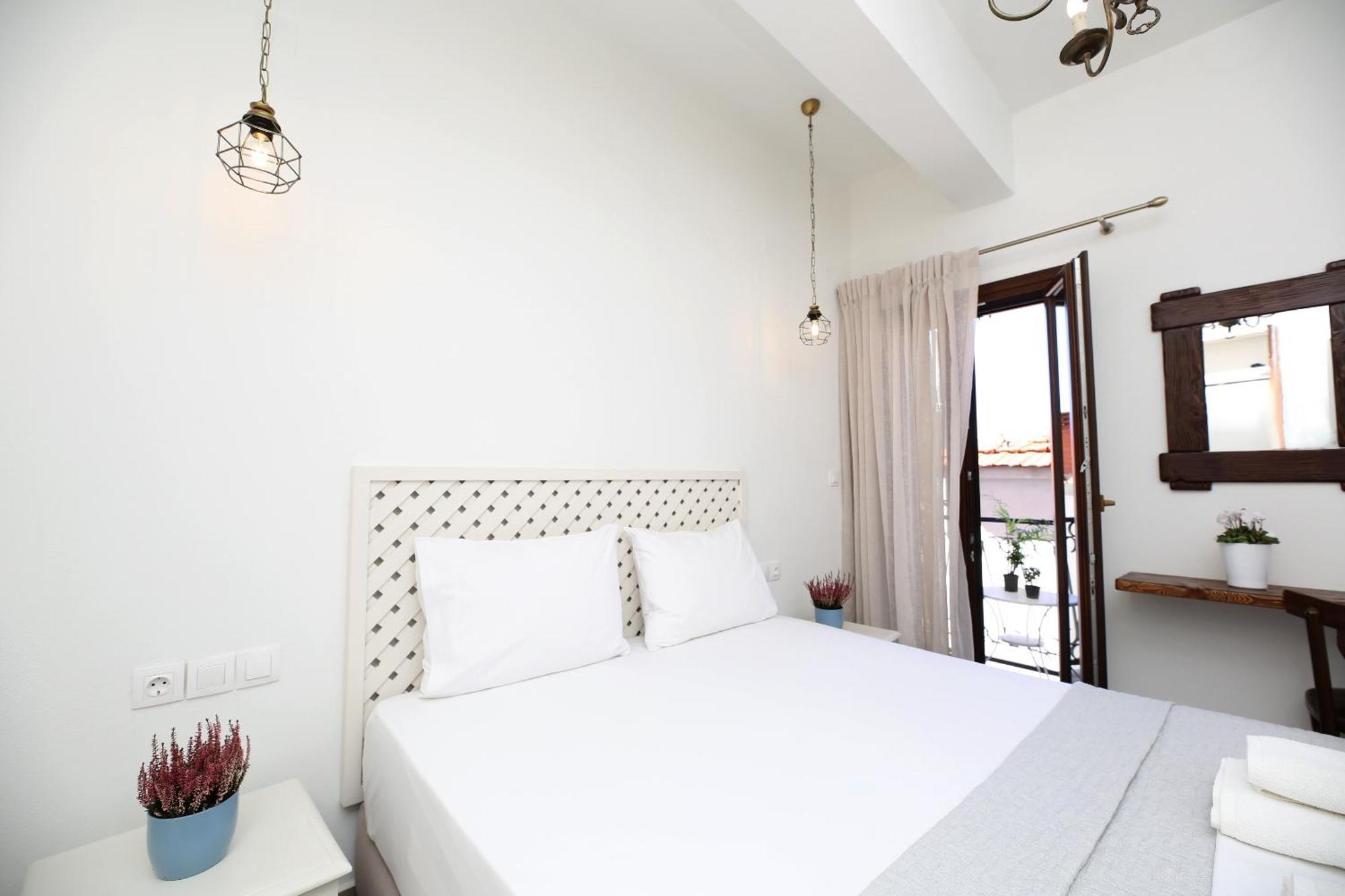 Marousos Central Guesthouse 포르테리아 외부 사진